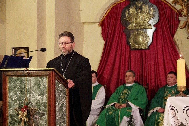 Ks. Dariusz Jóźwik, proboszcz prawosławnej parafii św. Mikołaja w trakcie wygłaszania homilii