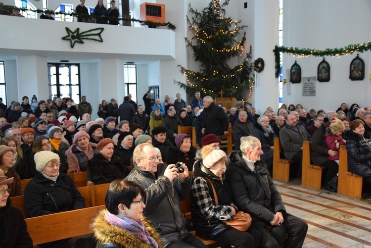 Występ zespołu "Ustronie" w Międzyborowie