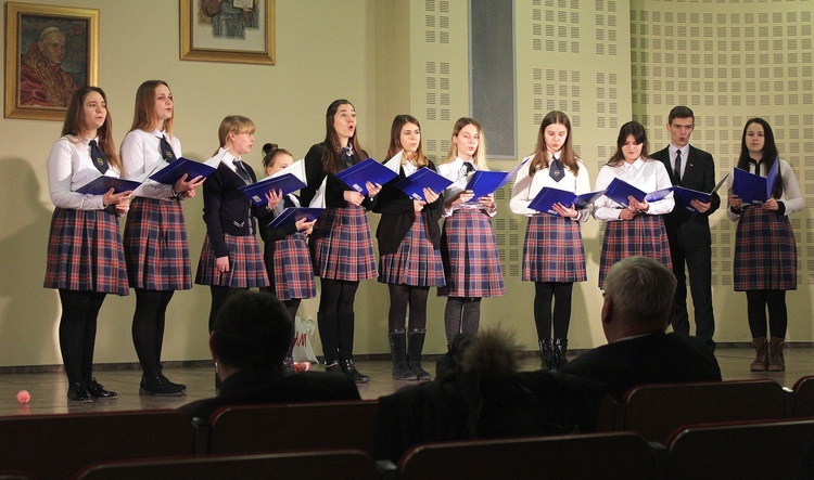 Koncert uczniów liceum polonijnego 