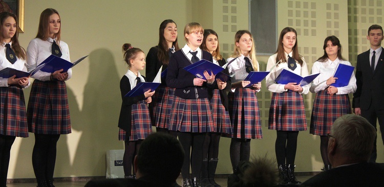 Koncert uczniów liceum polonijnego 