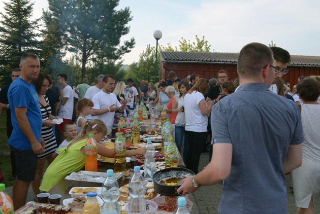 Niedzielny grill i spaghettata w Radomiu podczas ŚDM