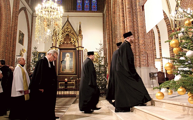 Podczas centralnego nabożeństwa Tygodnia Modlitw o Jedność Chrześcijan bp J. Samiec apelował, by recepty na pojednanie szukać w modlitwie i spotkaniu. 