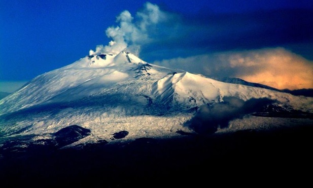 Wybuchła Etna