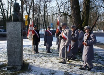 Pamiętali przy pomniku Kolbego