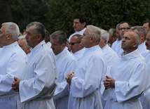 Obecność szafarzy jest szczególnie ważna podczas uroczystości archidiecezjalnych