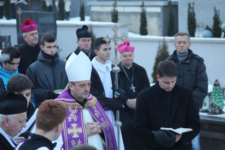 Pogrzeb śp. Rozalii Pindel, mamy bp. Romana Pindla