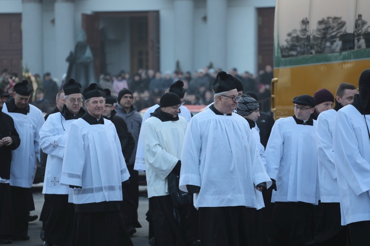 Pogrzeb śp. Rozalii Pindel, mamy bp. Romana Pindla