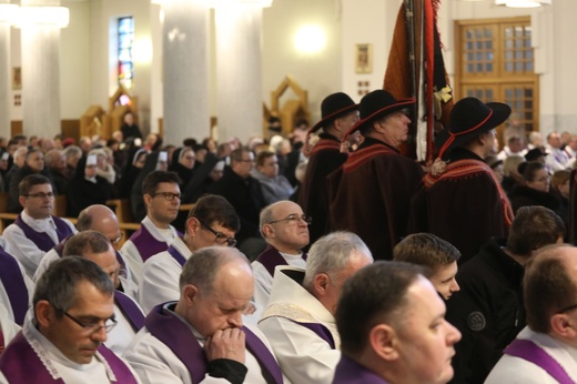 Pogrzeb śp. Rozalii Pindel, mamy bp. Romana Pindla