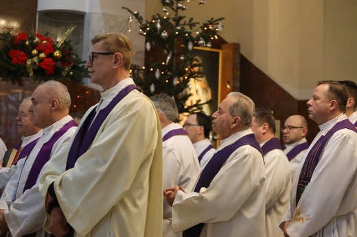 Pogrzeb śp. Rozalii Pindel, mamy bp. Romana Pindla