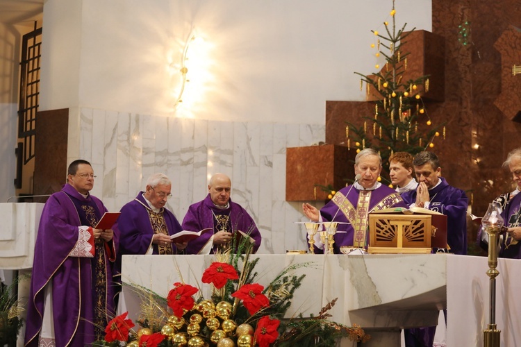 Pogrzeb śp. Rozalii Pindel, mamy bp. Romana Pindla