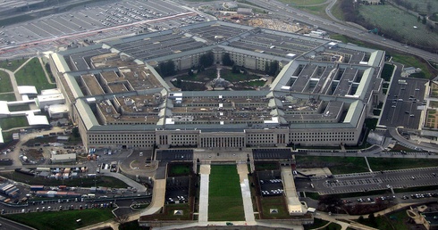 Pentagon: Widzimy jasne dowody, że Rosjanie popełniają zbrodnie wojenne