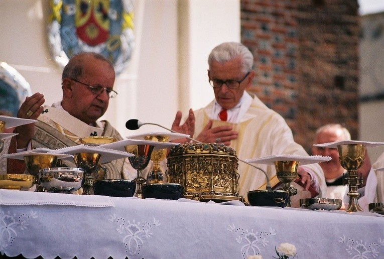 Ingres abp. Stanisława Dziwisza - Kraków 2005