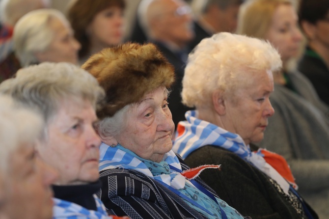 Modlitwa za więźniów KL Auschwitz-Birkenau