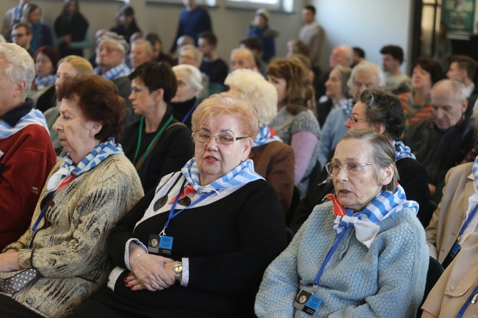 Modlitwa za więźniów KL Auschwitz-Birkenau