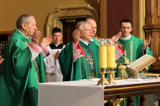 Msza św. dla chorych pod przewodnictwem abp. Jędraszewskiego