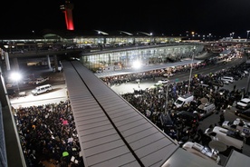 Protesty na lotniskach po ogłoszeniu dekretu Trumpa