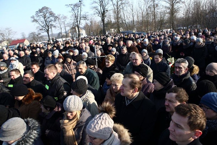 Pogrzeb ks. Stanisława Furlepy w obiektywie Krzysztofa Karpiuka