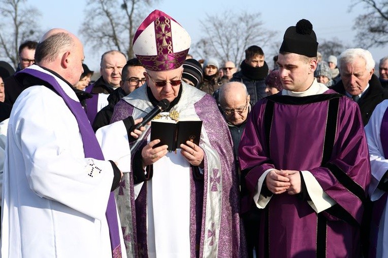 Pogrzeb ks. Stanisława Furlepy w obiektywie Krzysztofa Karpiuka