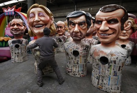 Francja: Marine Le Pen na czele sondażu, przed Fillonem