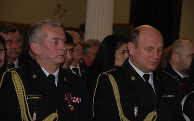 Od lewej st. bryg. Dariusz Rosiński i st. bryg. Jarosław Wlazłowski