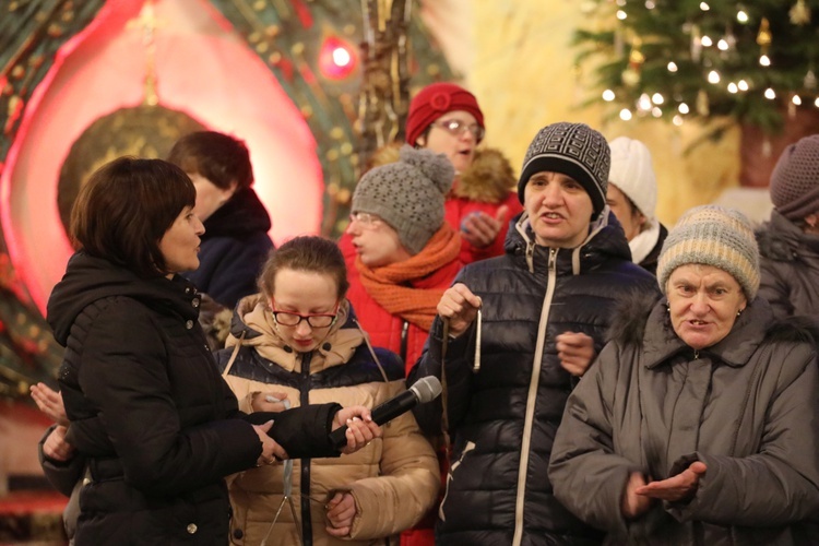 Kolędowanie Caritas i osób niepełnosprawnych w Bielsku-Białej - 2017