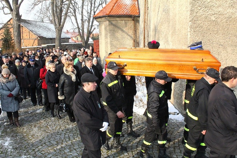 Pogrzeb ks. Józefa Wróbla