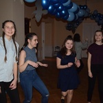 Zabawa w Liceum i Gimnazjum Sióstr Niepokalanek w Szymanowie