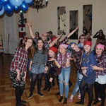 Zabawa w Liceum i Gimnazjum Sióstr Niepokalanek w Szymanowie