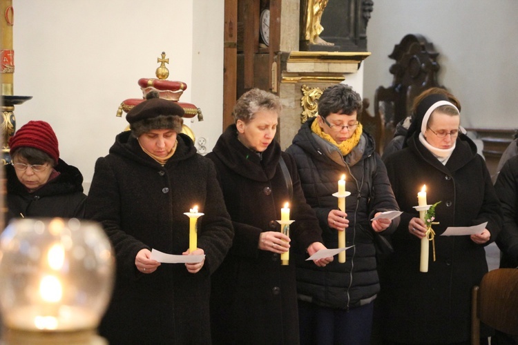 Obchody Dnia Życia Konsekrowanego w Łowiczu