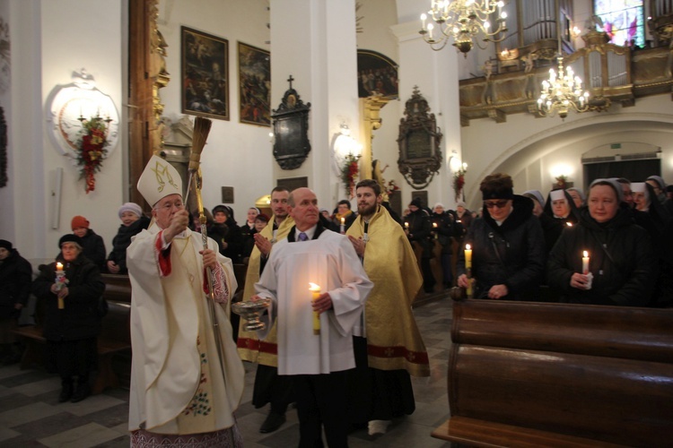 Obchody Dnia Życia Konsekrowanego w Łowiczu