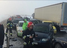 25 aut rozbitych pod Świdnicą