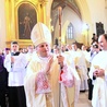 Pierwsze błogosławieństwo biskupie bp. Leszkiewicza