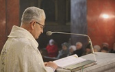Przekazanie różańca Benedykta XVI