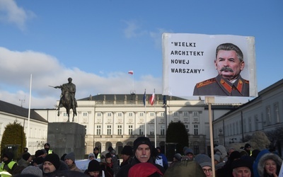 Manifestacja przeciwko ustawie metropolitalnej