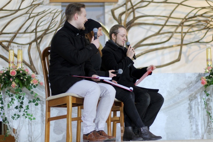 Ogień dla nas i całego świata z kard. Tagle z Filipin