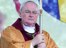 Ordynariusz warszawsko-praski dziękuje za tsunami modlitwy w intencji jego zdrowia.