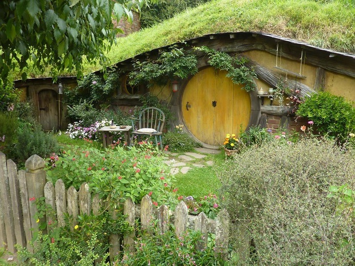 Hobbiton Movie Set - wioska hobbitów w Nowej Zelandii