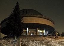 ▲	Planetarium w Chorzowie.