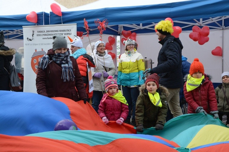 Walentynkowy korowód Fundacji "Dom"