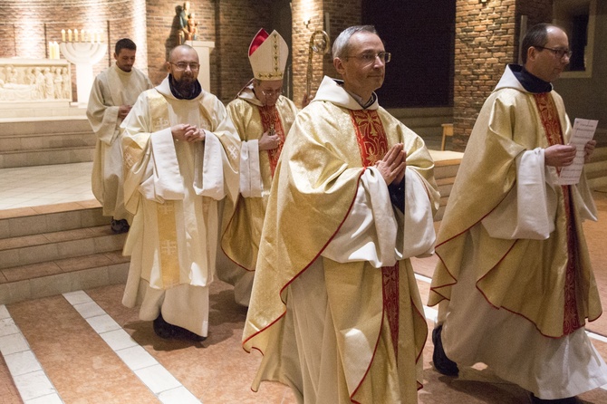 Napełnij stągwie wodą. Święcenia diakonatu we Wspólnotach Jerozolimskich