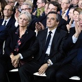 Prawdopodobnie niedoszła pierwsza para V Republiki: François Fillon z małżonką Penelope. Paryż 29 stycznia, kilka dni po wypłynięciu afery z fikcyjną pracą za publiczne pieniądze.