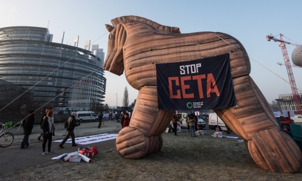Parlament Europejski ratyfikował umowę CETA