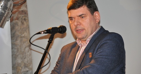 Wierność - najważniejsza walka mężczyzny