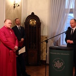 Krzyż "Polonia Restituta" dla ks. Jana Pasierbka