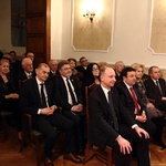 Krzyż "Polonia Restituta" dla ks. Jana Pasierbka