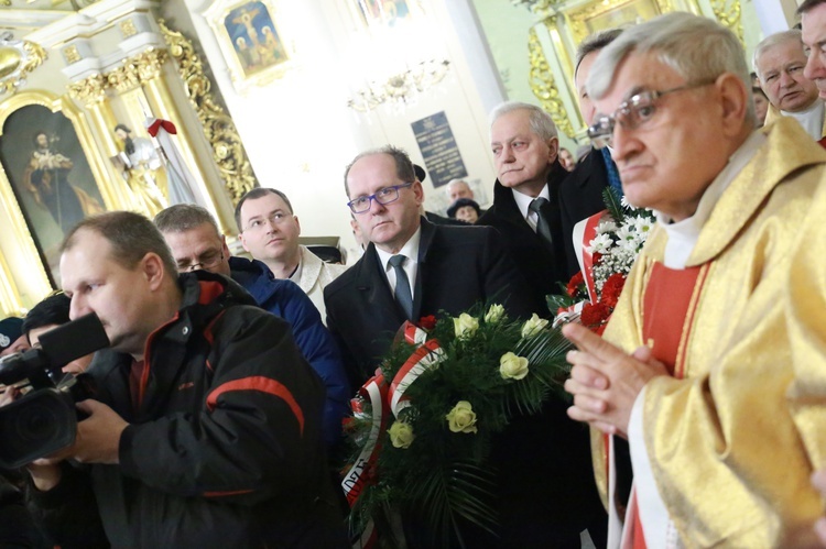 Tablica ks. Stanisława Fiołka