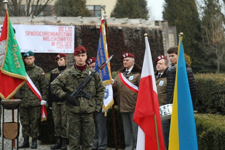 76. rocznica pierwszego zrzutu Cichociemnych w Dębowcu