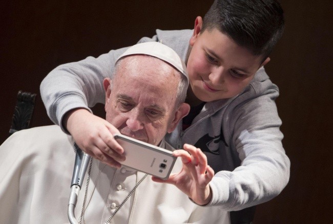 Selfie z papieżem