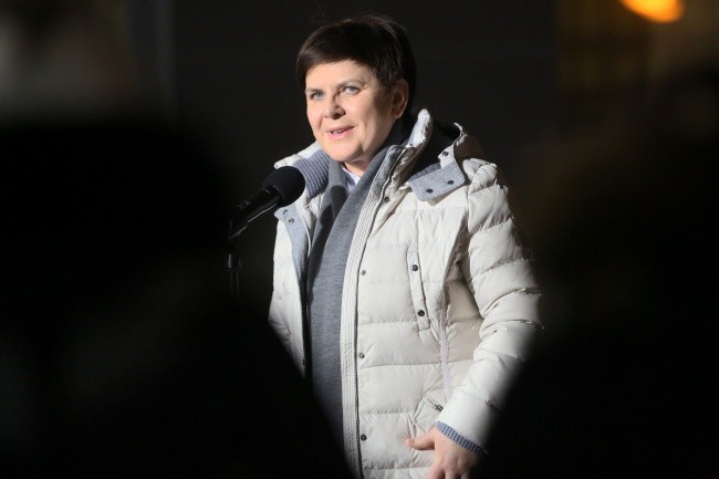 Bochenek: Premier już normalnie pracuje