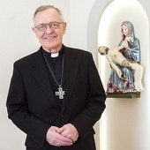 – Synod ma obudzić jak najwięcej ludzi, uzmysłowić im, że to także ich Kościół i także na nich spoczywa odpowiedzialność za to, jaki on jest – mówi ordynariusz.